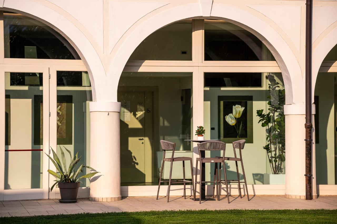 Hotel Villa I Pini Malo  Exterior foto